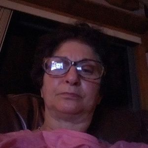 Meet your Posher, Joan